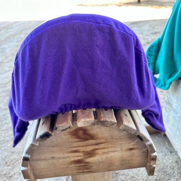 Purple flannel saddle and stirrup covers set - Picture 3 of 9